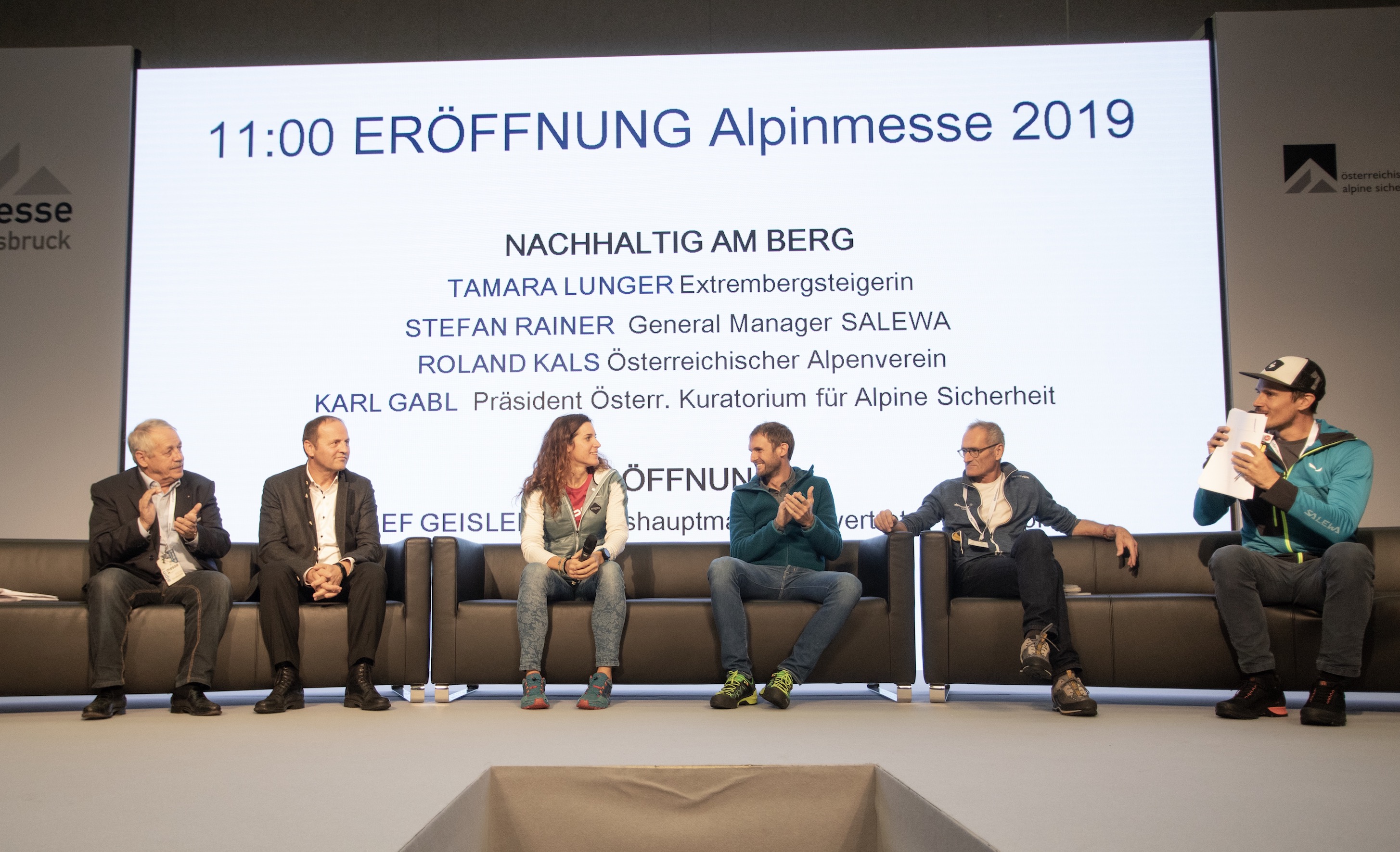 Alpinmesse Innsbruck 2019 Die Eröffnungsrunde der Alpinmesse 2019 ©Simon Rainer fin