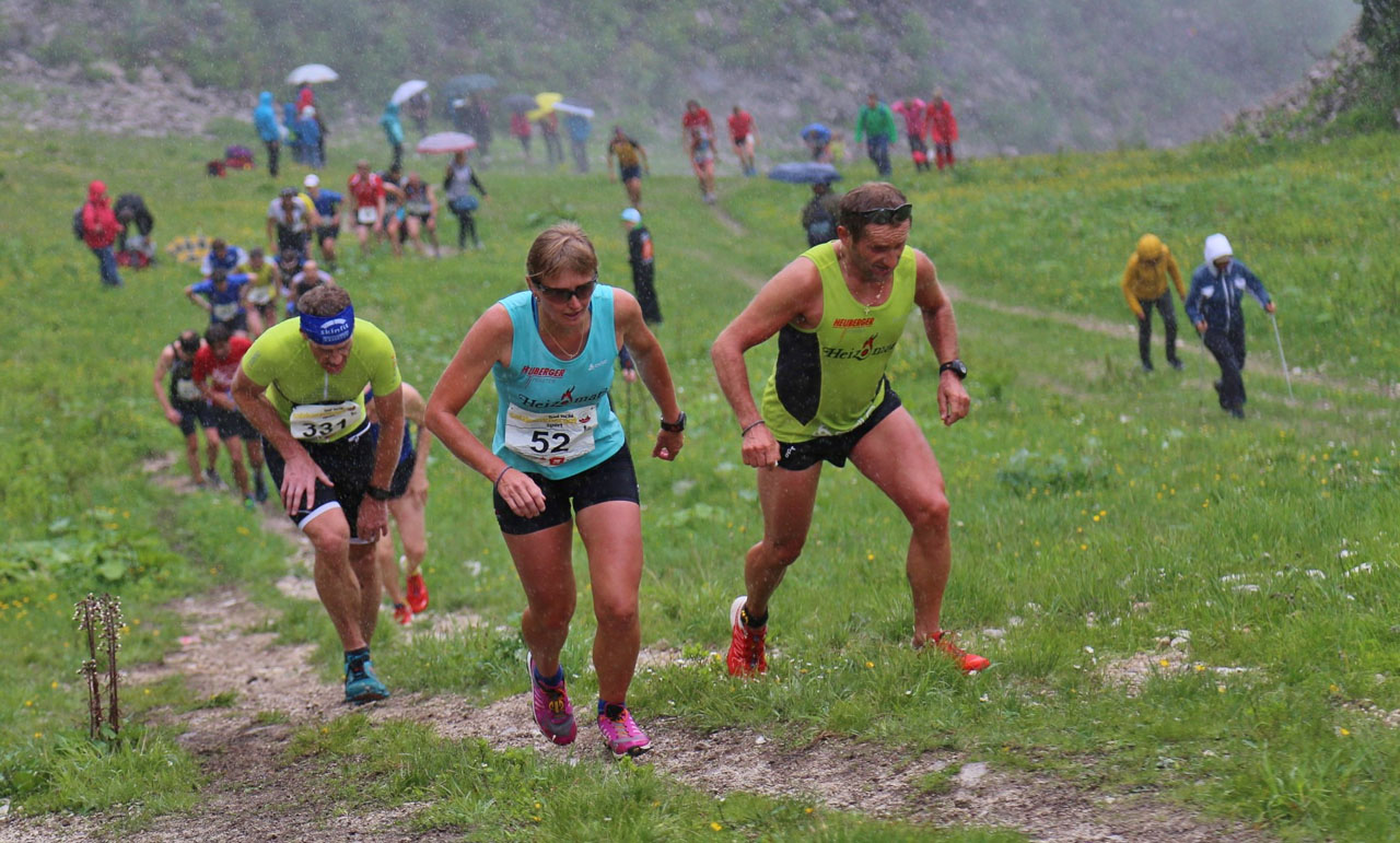 Andrea Mayr und Christian Hoffmann siegen beim Katrin-Berglauf
