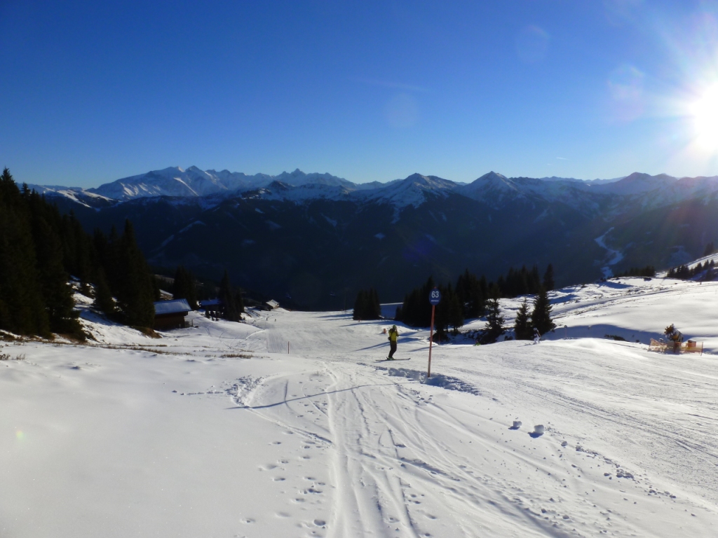 Die komplette 63er-Piste mitten im Skigebiet wird schon ab Freitag Nachmittag für uns gesperrt sein!