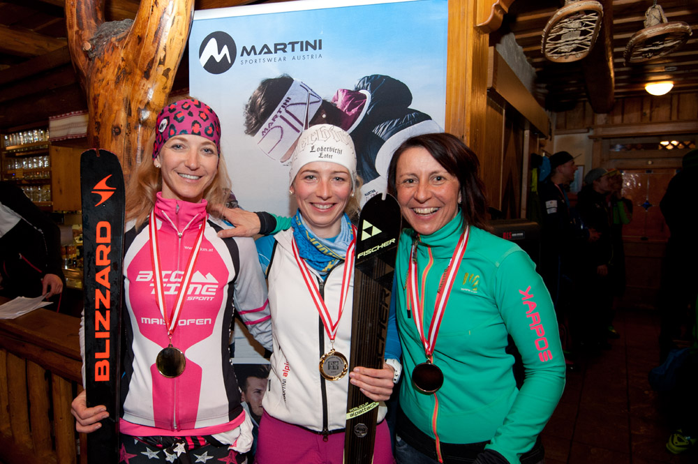 Das Damen Podium: von links Michaela Voithofer (2.), Kathi Wimmer (1.), Ulli Exenberger (3.)
