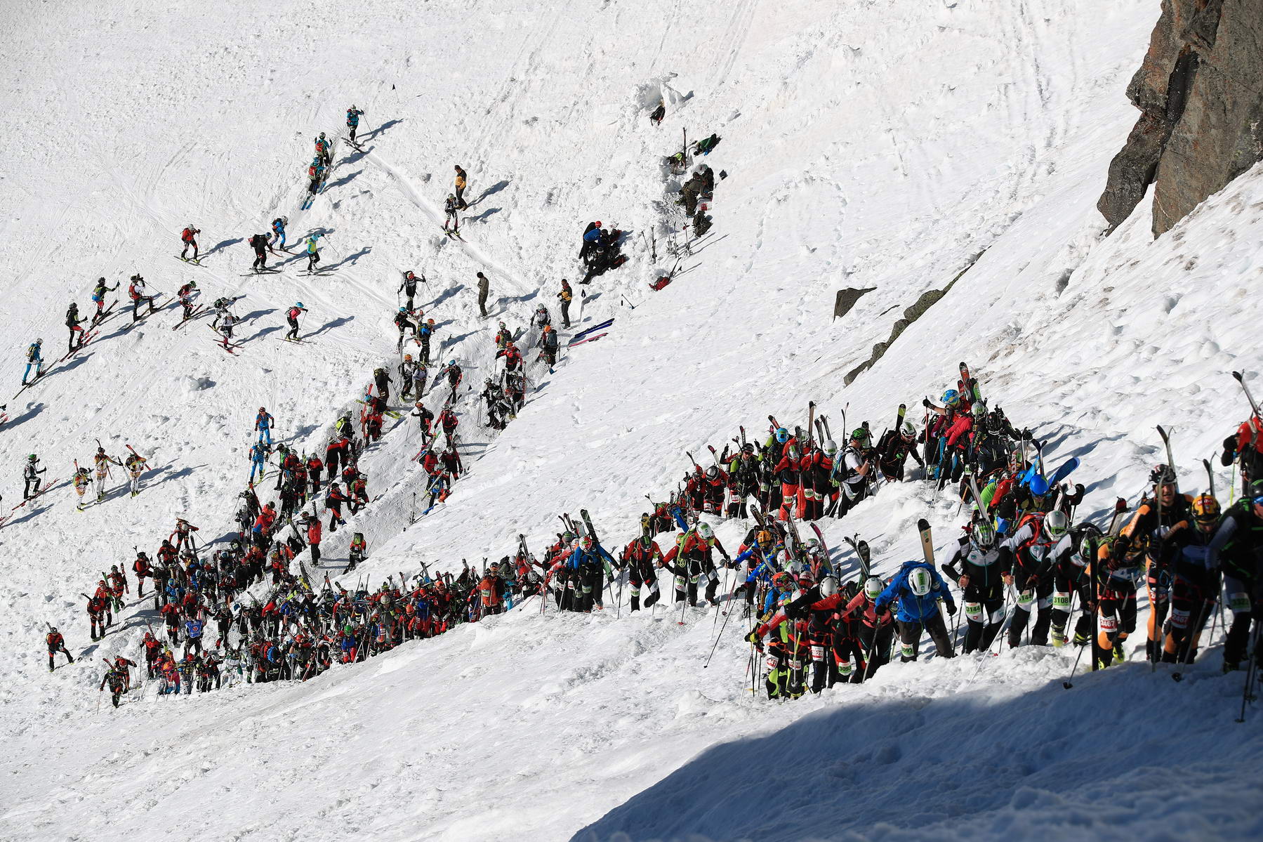 PATROUILLE DES GLACIERS 2018

Zermatt-Arolla-Verbier les 17-18-20-21 avril 2018