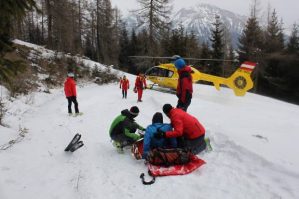 Unfall Wettkampf Skibergsteigen Bild Alexander Lugger 620x413