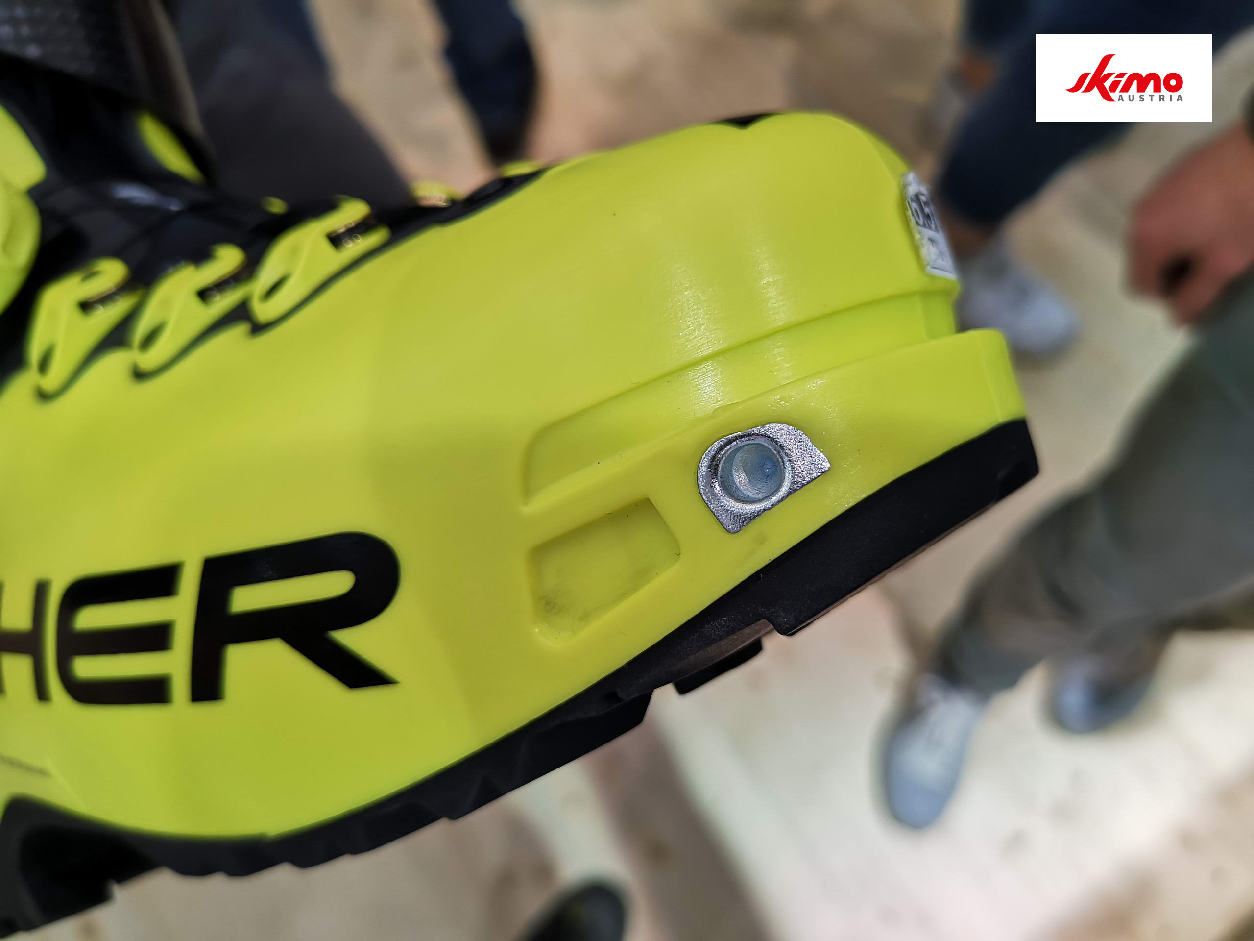 ISPO 2019 Fischer Ski Travers CC Pins Bild Karl Posch SKIMO Austria