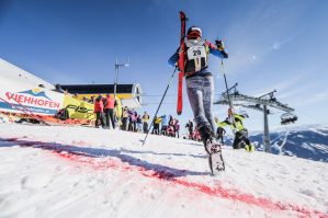 Gerhard Tritscher Zieleinlauf ÖM 2019 Bild Philipp Reiter SKIMO Austria