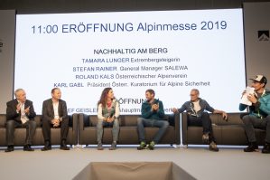 Alpinmesse Innsbruck 2019 Die Eröffnungsrunde der Alpinmesse 2019 ©Simon Rainer fin