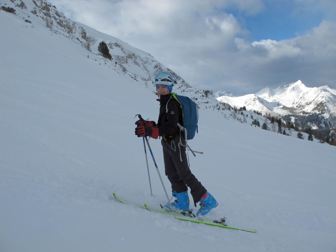 Internat. SKIMO Jugendcamp 2019 Motiv 86 Bild Anna Spielbuechler LR