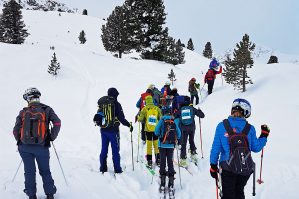 SkimoNachwuchscamp2018 Gemeinsame Skitour 1 Bild Anine Hell LR