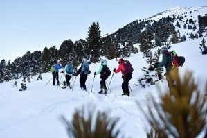 SkimoNachwuchscamp2018 Gemeinsame Skitour 2 Bild Stefan Knopf LR