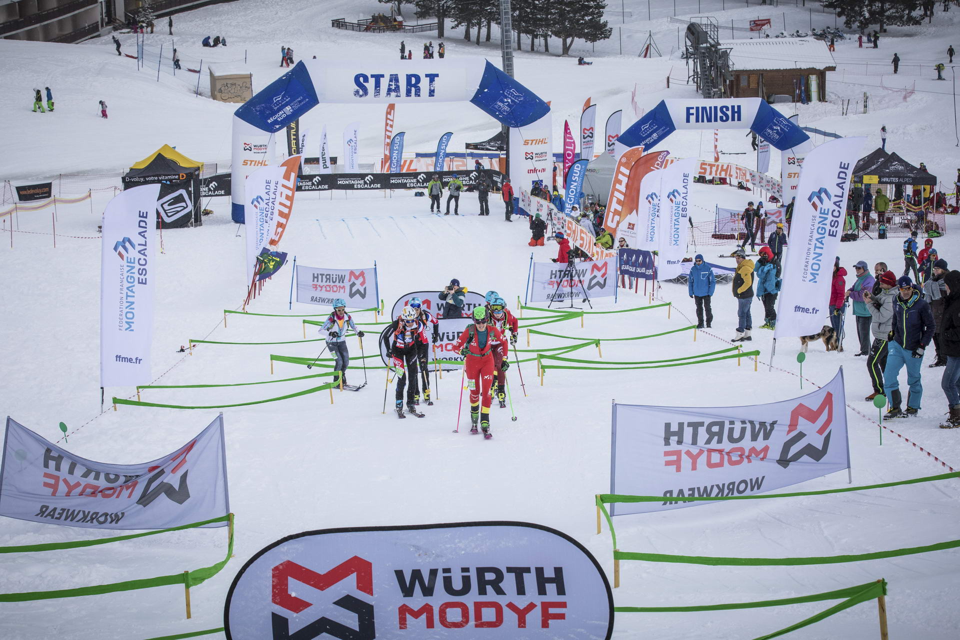 Weltcup Frankreich 2019 SKIMO Austria Sprint Motiv 65 Bild ISMF Areaphoto LR