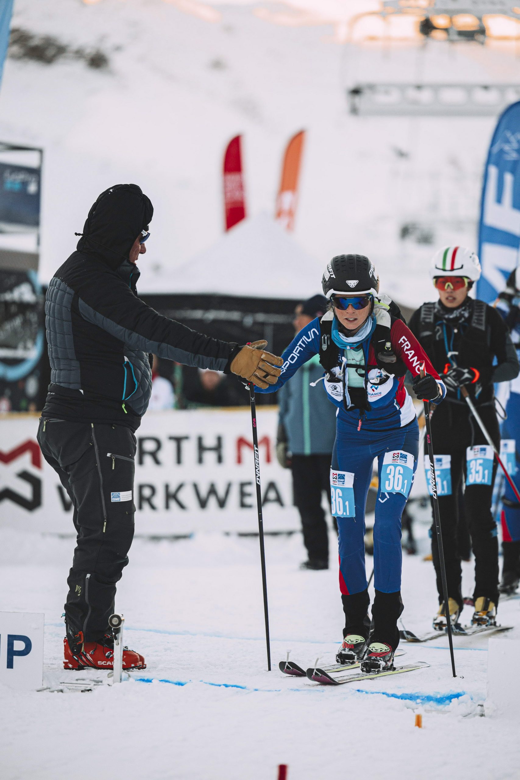 wc val thorens mixed relay 26112023 067 all rights ismf