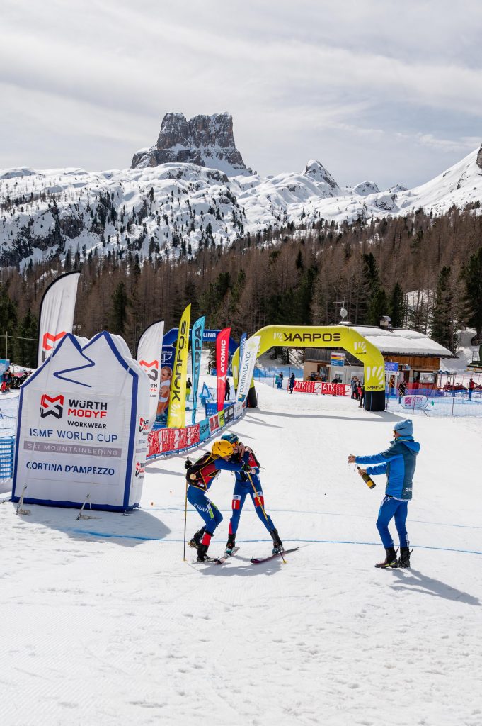 wc 23 24 cortina 03 indi start finish women 50