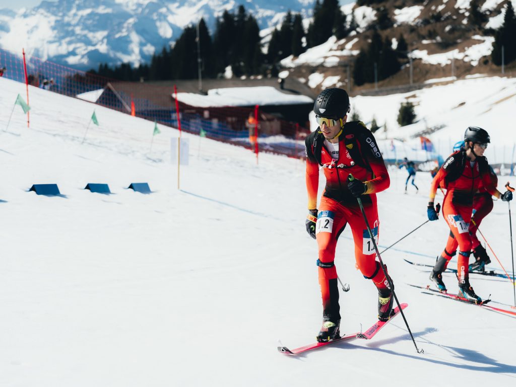 mixed relay 304